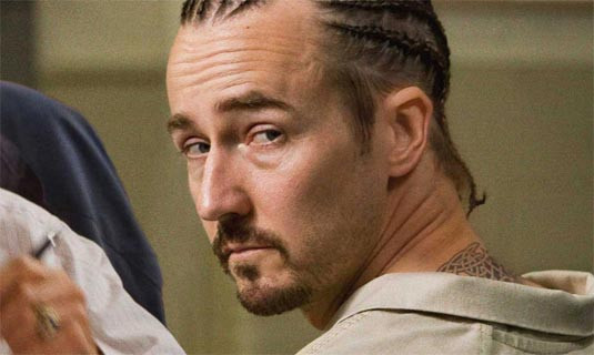 A recurs la cea mai josnica metoda pentru a-si ajuta iubitul sa iasa din inchisoare. A distrus un om