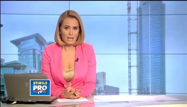 Un elicopter s-a prabusit in sudul Londrei. Cel putin doua persoane au murit. FOTO si VIDEO