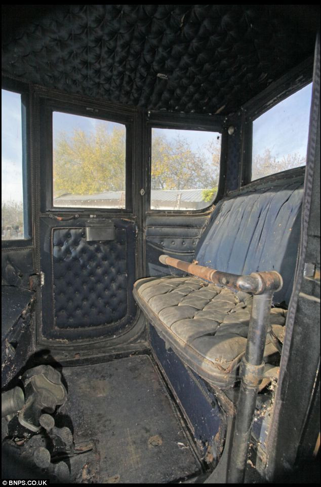 Ironie: Prima masina electrica din lume, construita in 1910, a fost abandonata pentru ca Lumea tocmai descoperea petrolul: