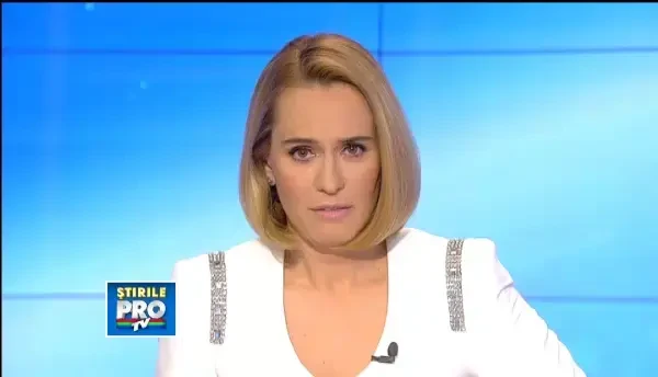 Accidente in lant din cauza poleiului: 19 masini distruse, doi morti si patru raniti. VIDEO