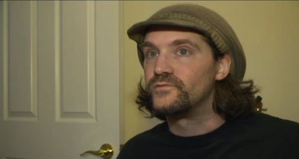 Mesaj bulversant primit de un barbat de la o banca. "Ne pare rau sa va informam, dar ati murit"