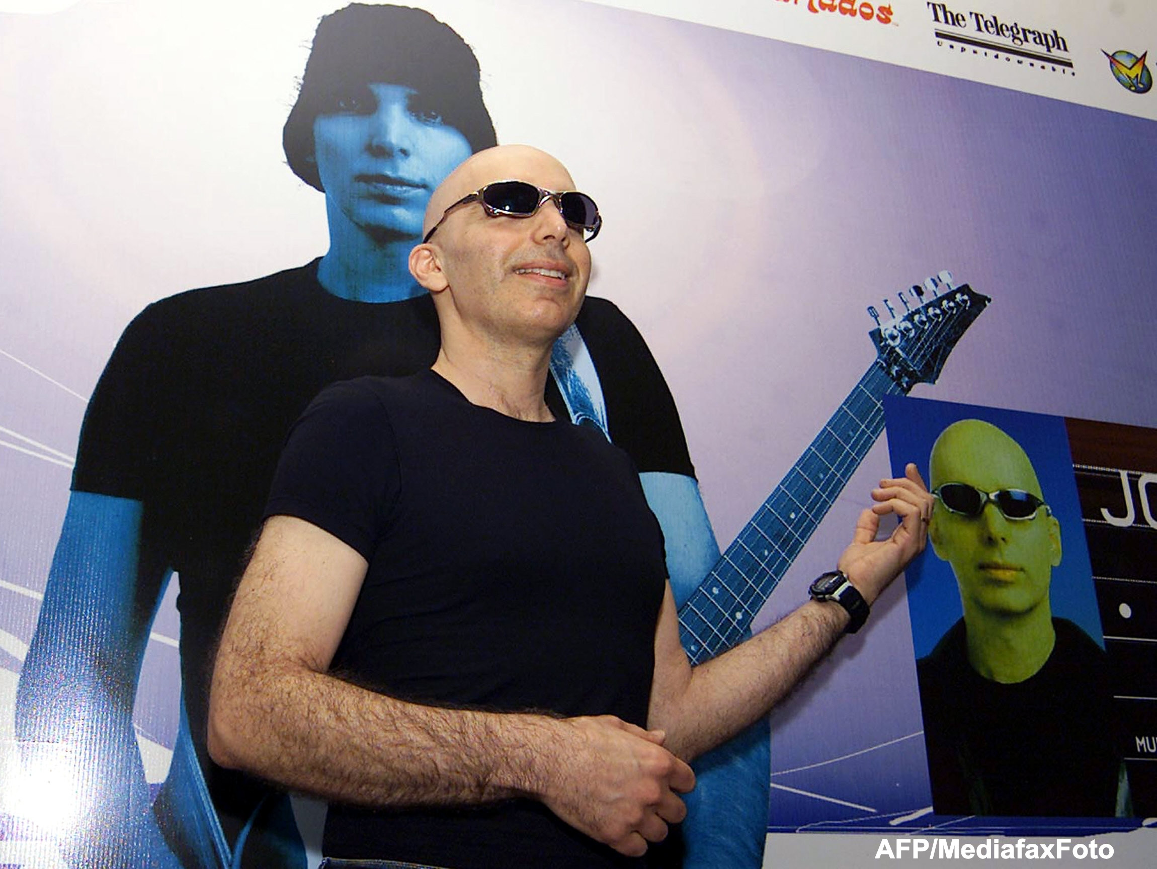 JOE SATRIANI se intoarce in Romania. Celebrul chitarist va sustine doua concerte, la Cluj-Napoca si la Bucuresti