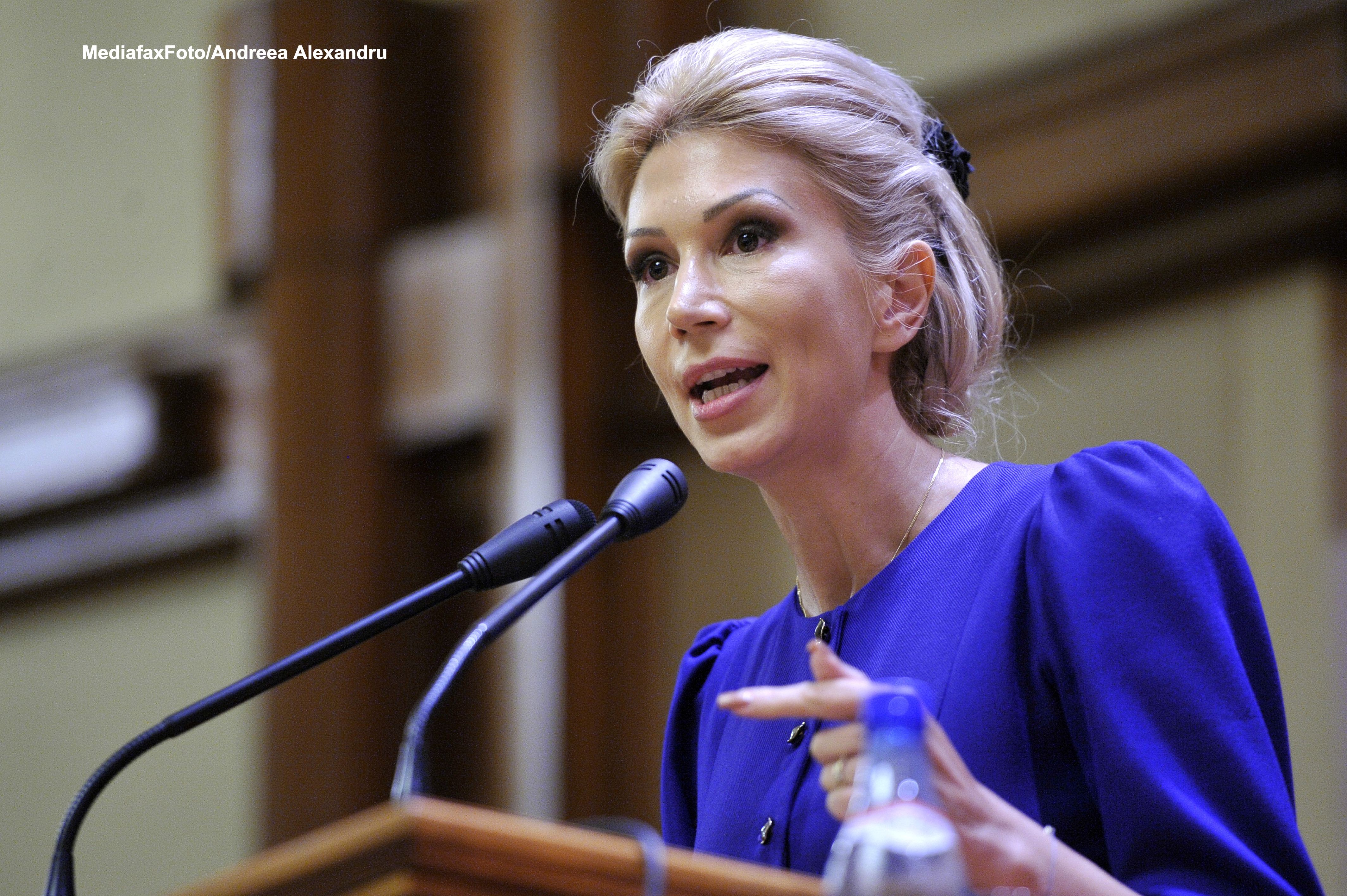 Liderul PNL Raluca Turcan, despre numirea directorilor de scoli fara concurs: Decizia este ilegala si nu trebuie aplicata