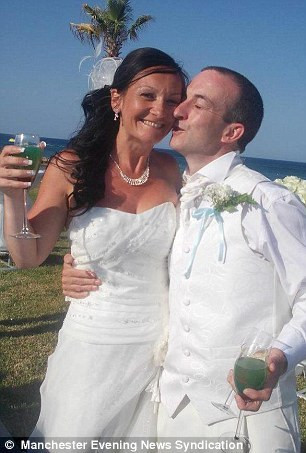 Pozele de la nunta i-au bagat in puscarie. Ce a patit acest cuplu din cauza fotografiilor