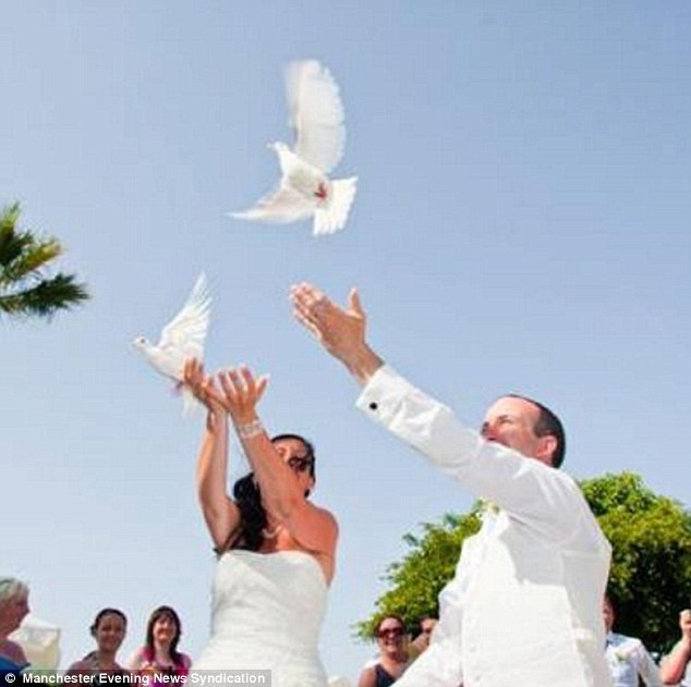 Sase cupluri din Cluj isi unesc destinele de Ziua Indragostitilor