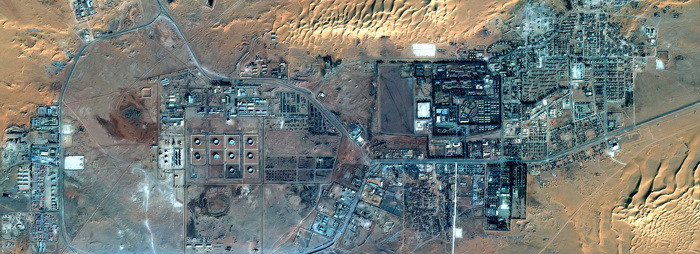 AFP: Liderul rapitorilor de la complexul din Algeria a amenintat ca "detoneaza" ostaticii