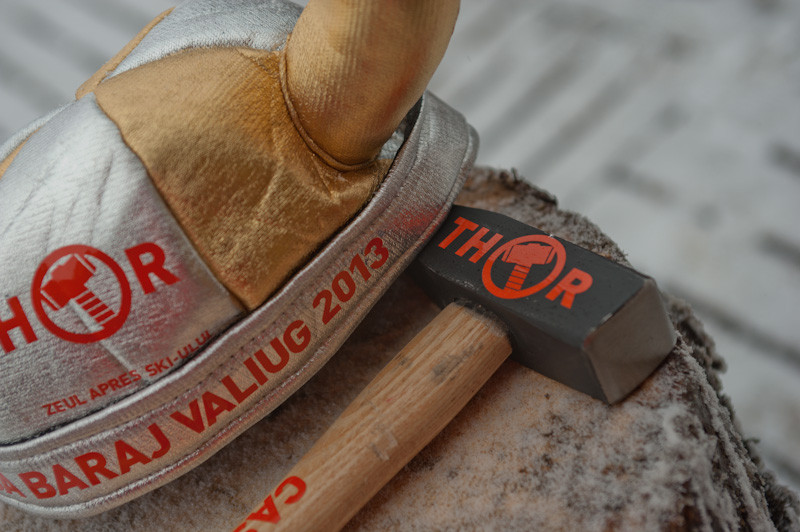 Pe partia de la Valiug, un turist a castigat titlul de "Thor - Zeu de Apres Ski". Vezi galerie foto