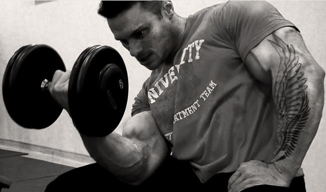 Dosarele SECRETE ale unui mare culturist roman: "Refacerea si odihna sunt cruciale" Antrenamentul si dieta unui profesionist: