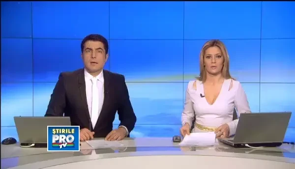 Circ intr-un magazin de electronice din Constanta. Cum au furat 2 tiganci de fata cu clientii