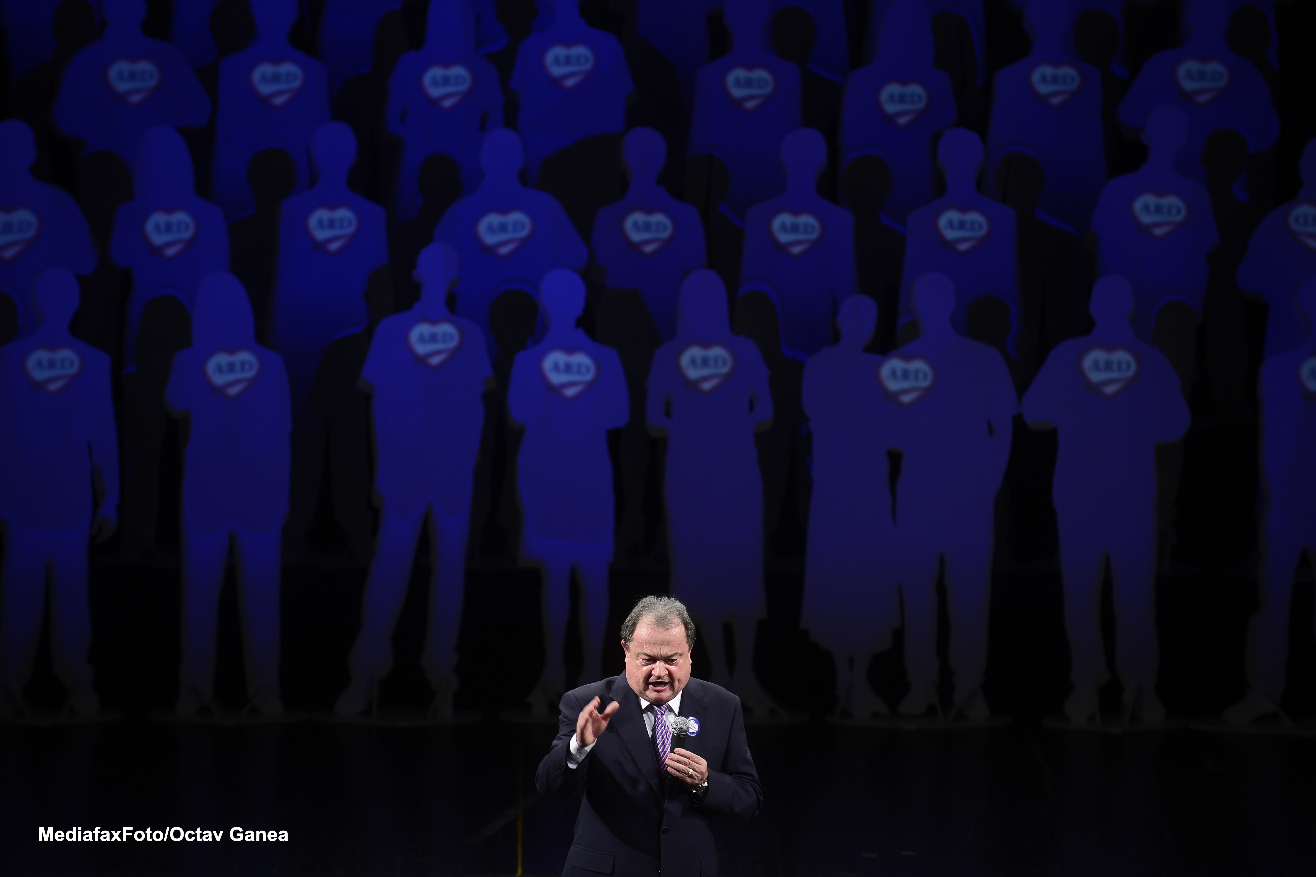 Vasile Blaga, despre plecarile din PDL: Cine vrea sa plece, sa plece acum