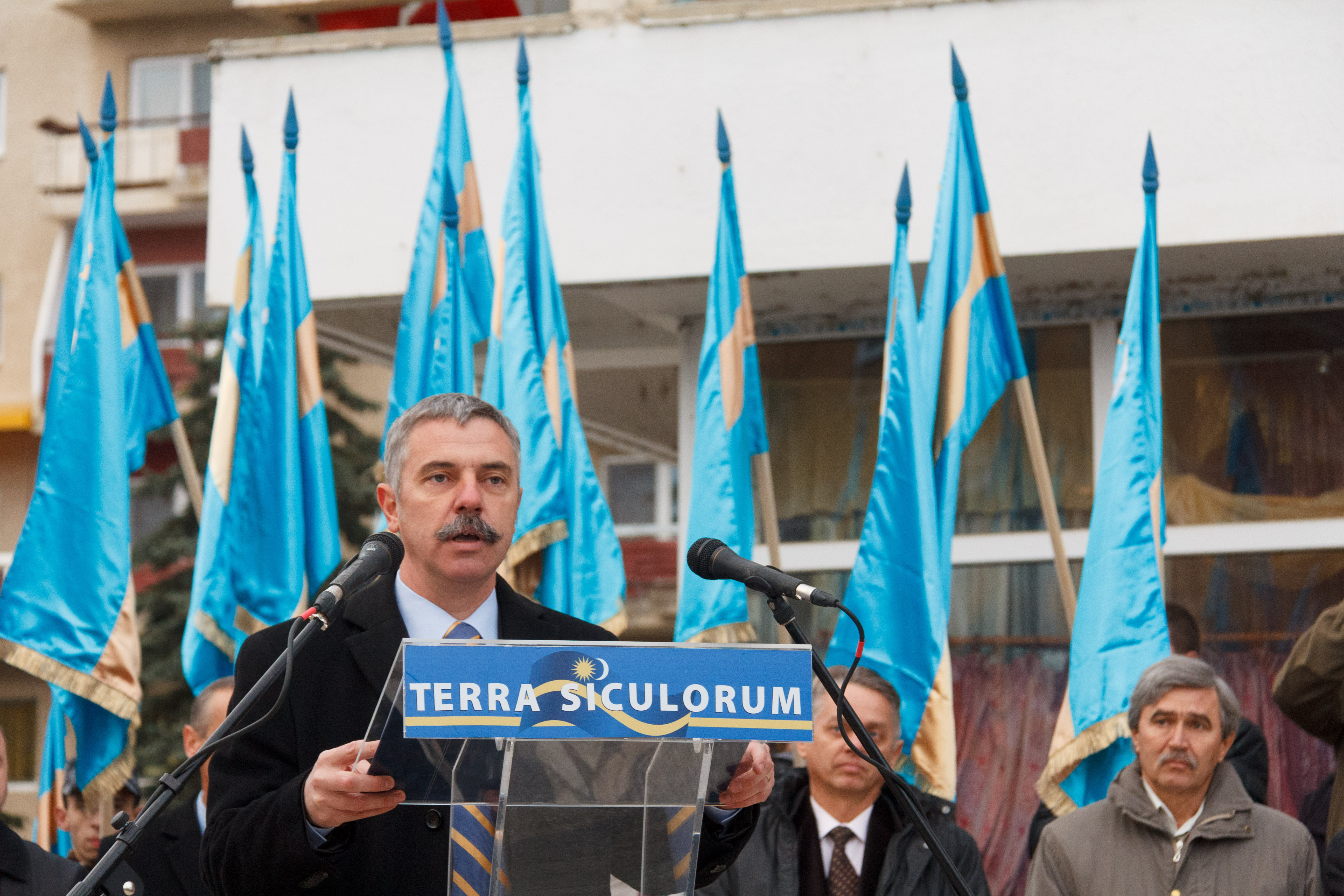 Presedintele CJ Covasna: "Romania nu e doar a romanilor. Avem probleme cu cei adusi de securisti"