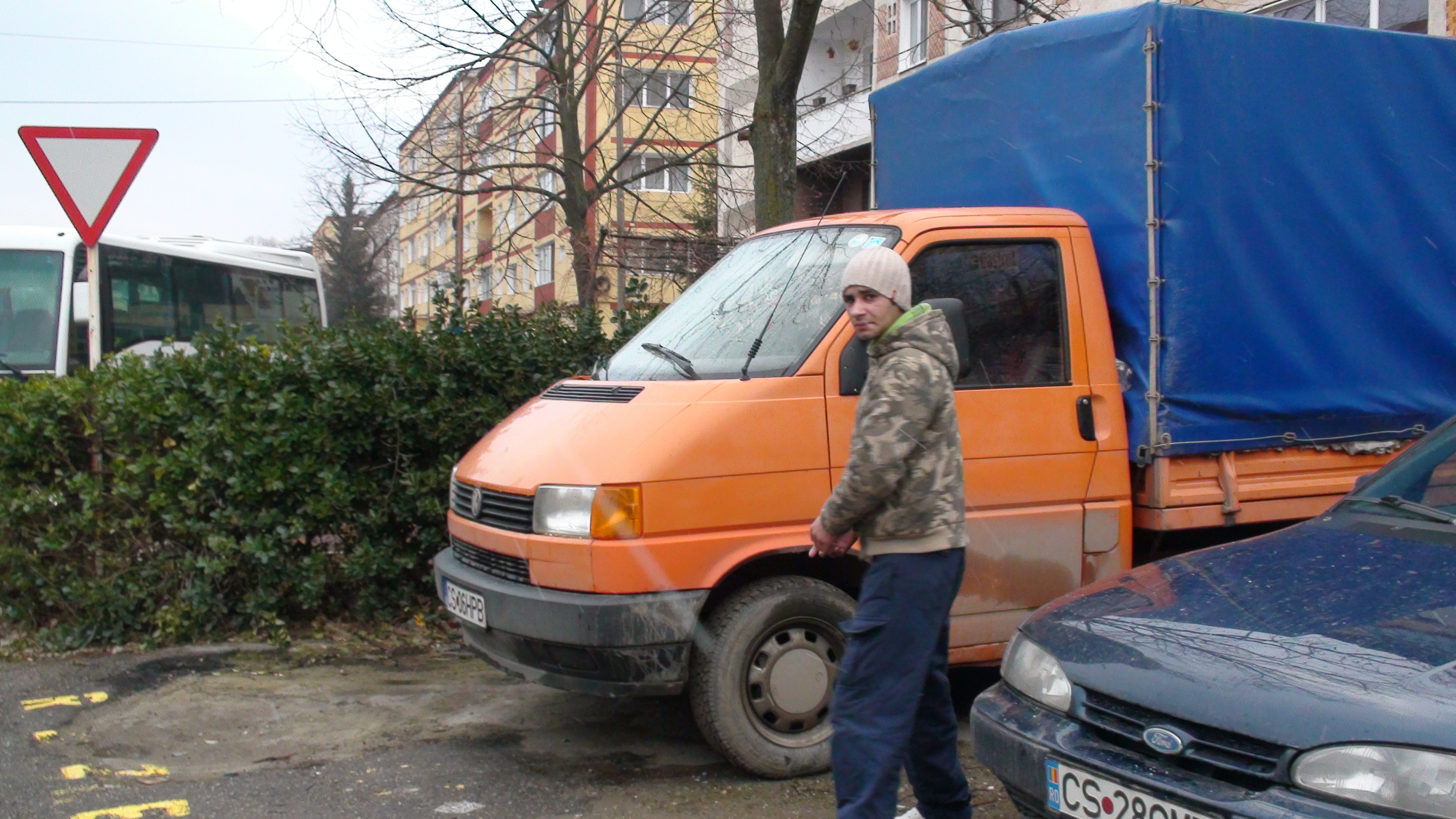 Un tanar din Oravita a dat unsprezece spargeri in doar trei luni. Astazi a fost retinut