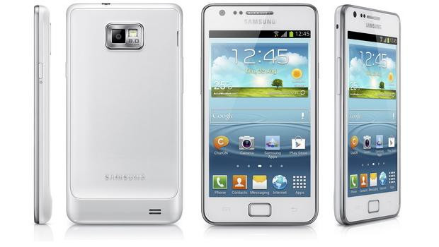 Samsung Galaxy S II Plus imbina performante S II cu designul S III