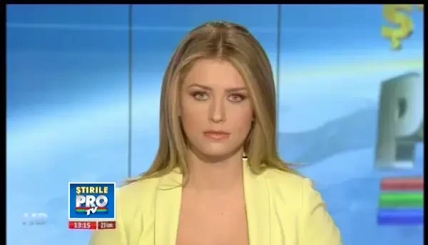 Accident teribil la Biled. O persoana a murit, iar alta a ramas incarcerata intr-un microbuz