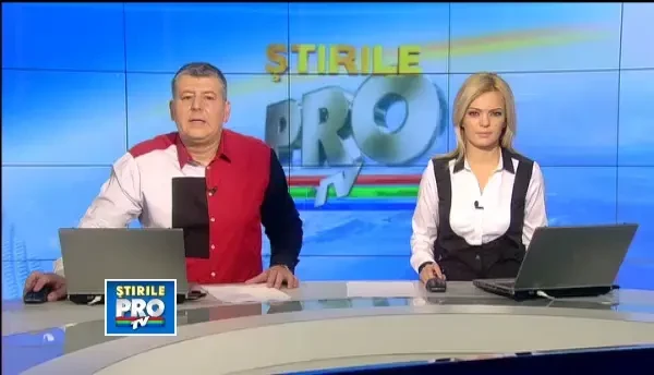 In nordul tarii ninge de ieri dupa-amiaza. Vezi cum au infruntat unii soferi vantul si ninsorile