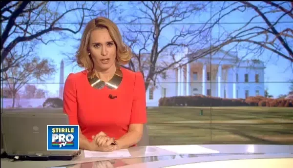 Mustele trag la Obama. Presedintele american a fost din nou agasat de o insecta obraznica. VIDEO