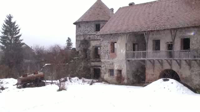 Avem 1.300 de castele, conace si palate. Cum am ajuns sa distrugem potentialul turistic urias