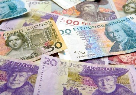Dispar banii. Prima tara din Europa care a introdus bancnotele vrea sa renunte total la cash