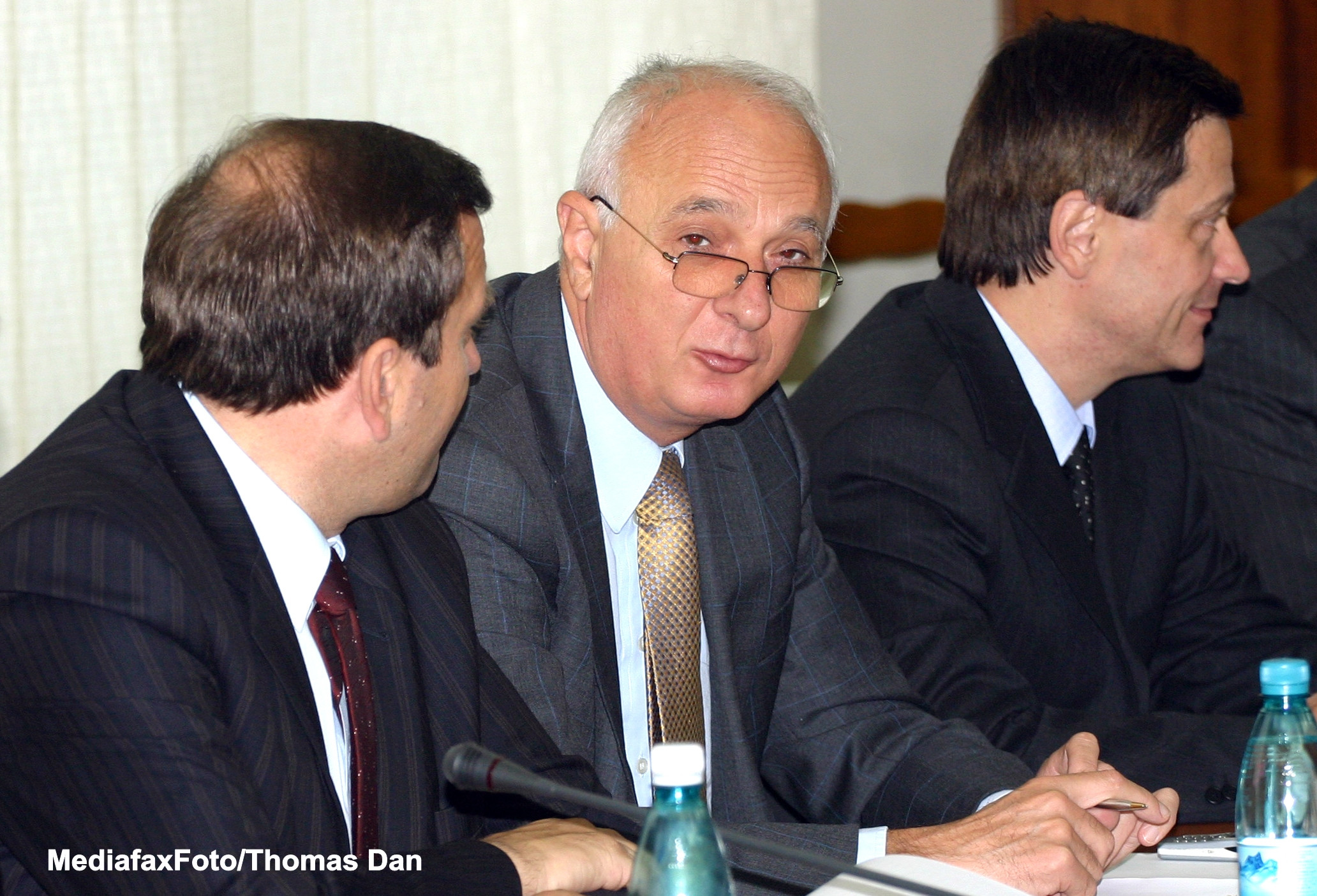 Dan Radu Rusanu: Nu ni se pare corect ca parlamentarii USL sa-si amendeze bugetul propriului Guvern