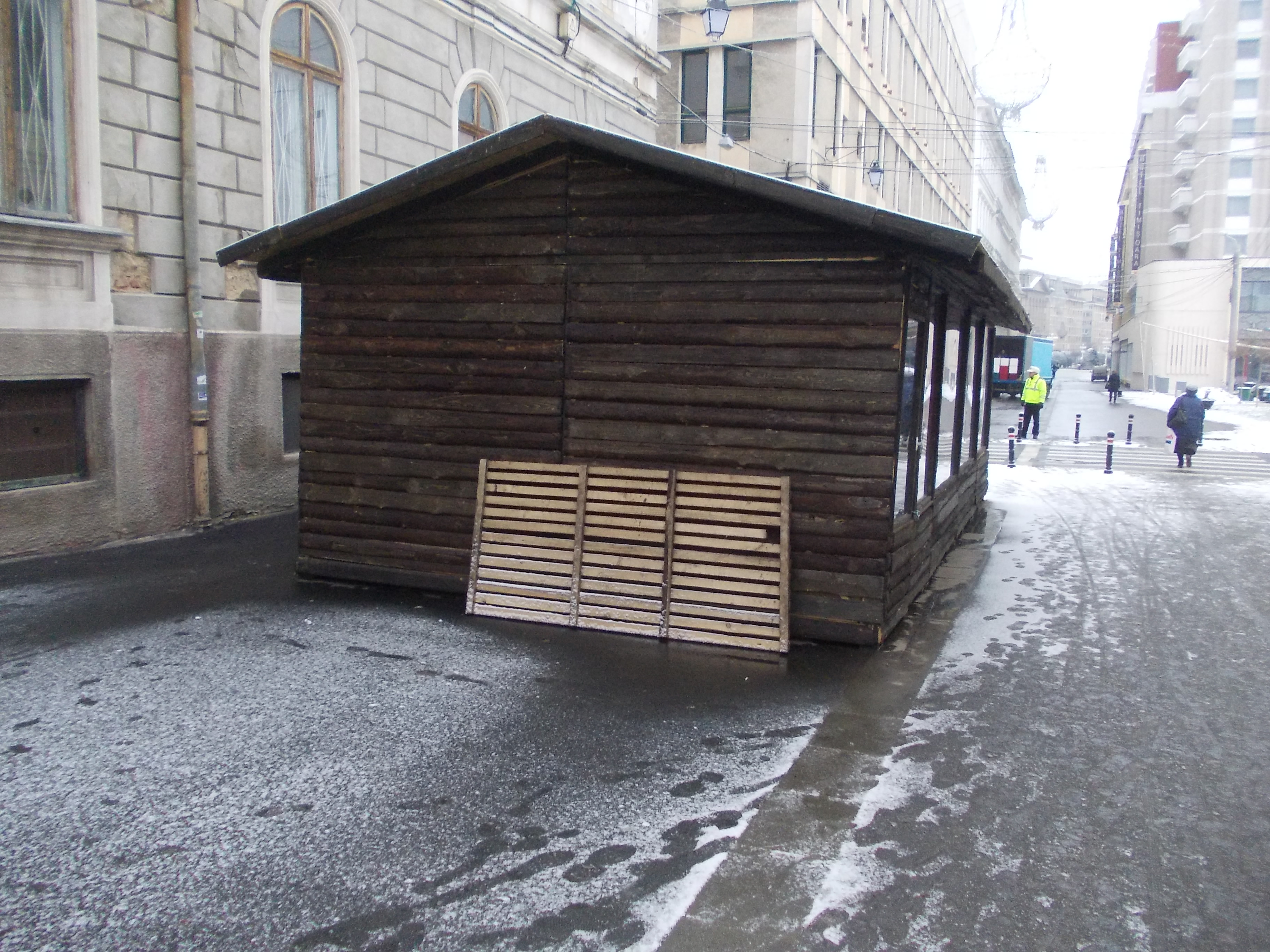 Atelierul lui Mos Craciun de pe strada Marasesti se transforma in Atelier Creativ