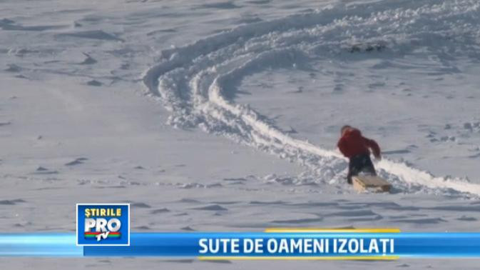 Drama celor 1500 de oameni din judetul Vaslui pe care iarna i-a izolat de restul tarii. Cum rezista