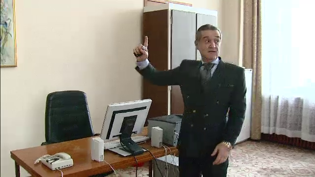 Gigi Becali si-a ales biroul de parlamentar: "E comunist" Il va renova cu aur placat si icoane