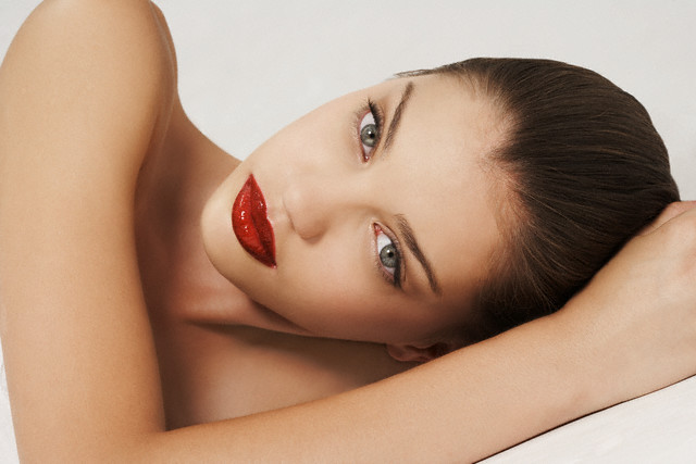 Iarna este anotimpul ideal pentru tratamentele pielii. Recomandarile medicilor pentru un ten perfect