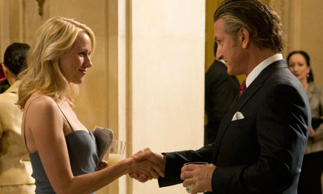 A publicat informatii confidentiale despre guvern, iar urmarea a fost crunta