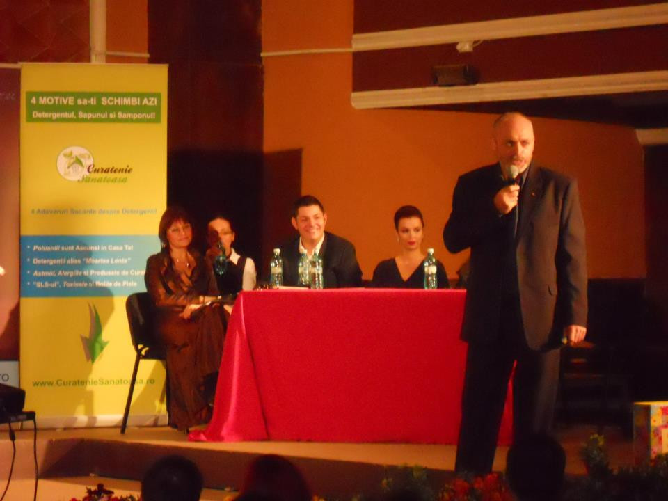 Eveniment caritabil la Oradea pentru introducerea tinerilor liceeni in mediul de afaceri