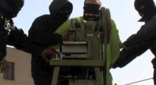VIDEO. Scene socante in Iran. Cum este mutilat in public un barbat acuzat de furt si adulter