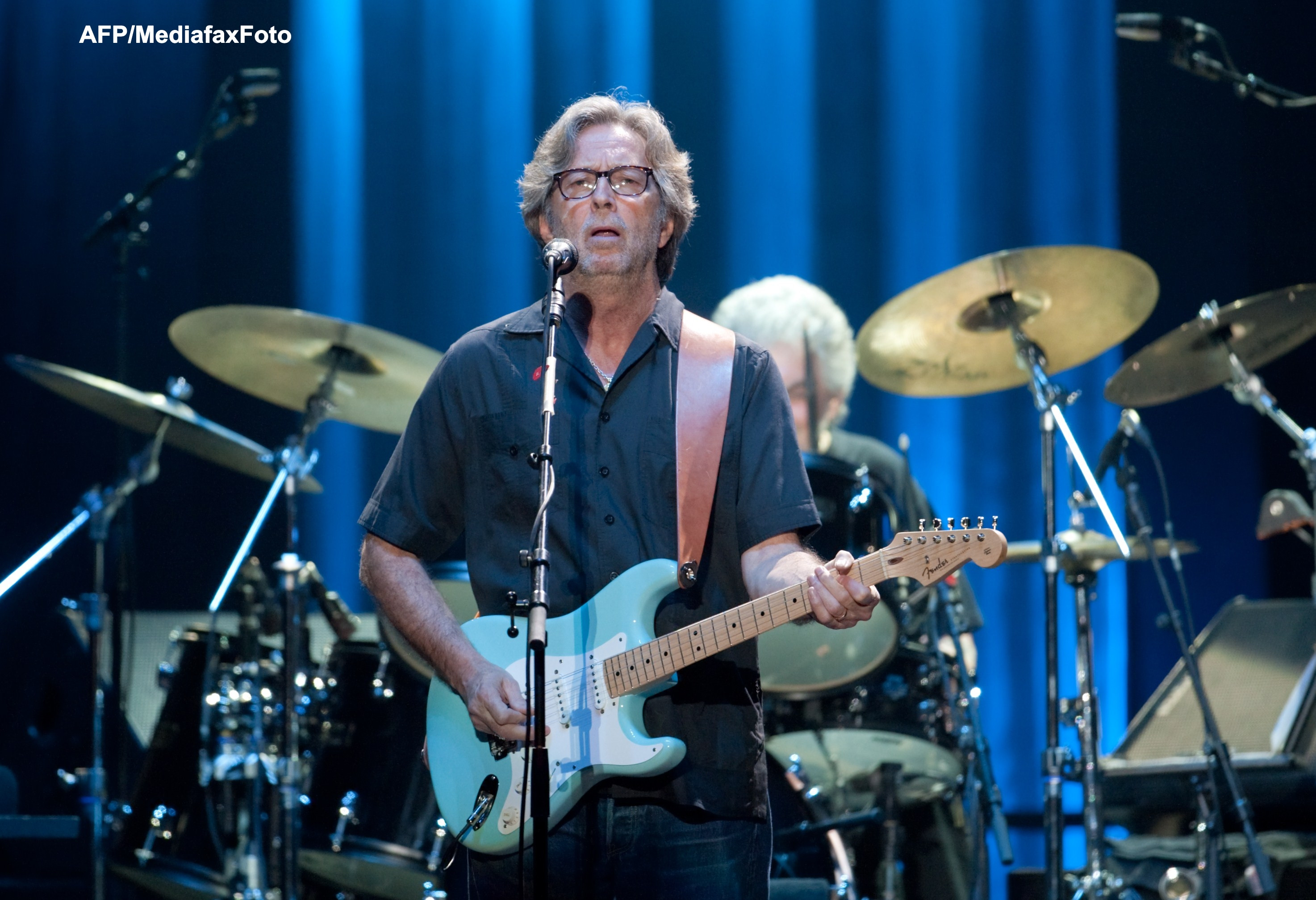 Eric Clapton va lansa un nou album in luna martie: "Old Sock"
