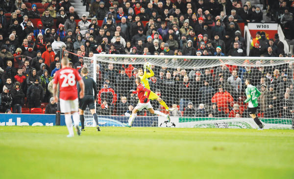 Portarul cu cele mai multe parade din Champions League se vede inca cel putin patru ani la CFR Cluj