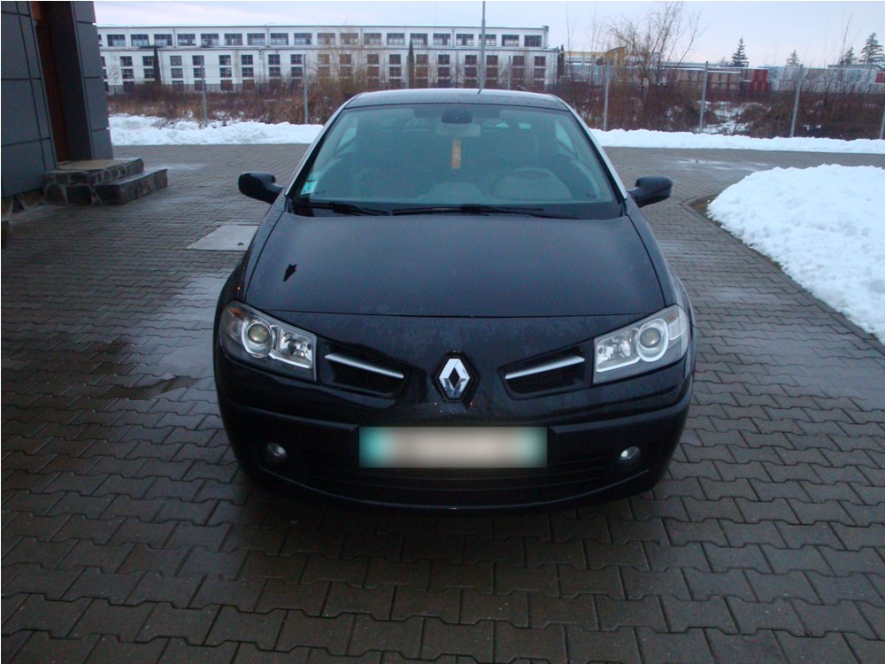 O masina furata din Franta a fost depistata de politistii de frontiera din Satu Mare