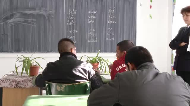 Sindicatele cer reinfiintarea scolilor de corectie. Ministerul crede in paza stricta si discutii