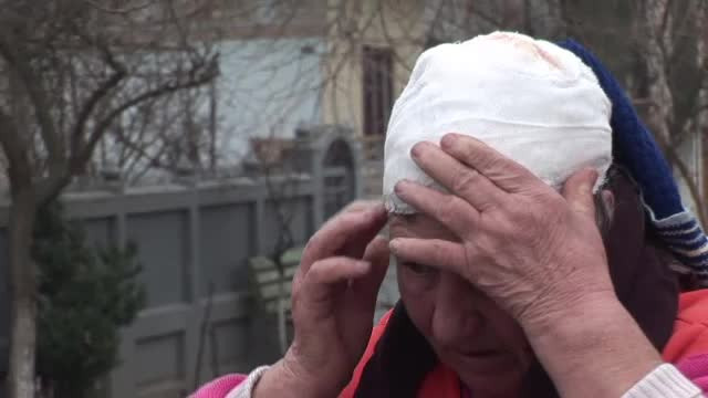 Bratul... violent al legii. Un barbat si o femeie, batuti de seful de post: "Mi-a frant mana"