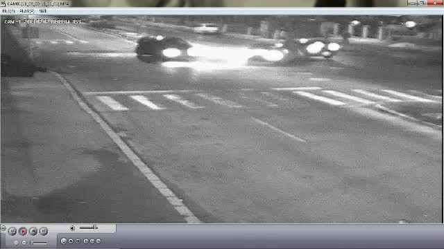 Trei masini s-au lovit ca niste bile de biliard intr-o intersectie din Buzau