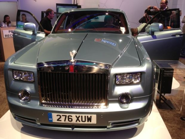 Masina care se conduce singura, pe ultima suta de metri. Cele mai noi tehnologii in domeniul auto