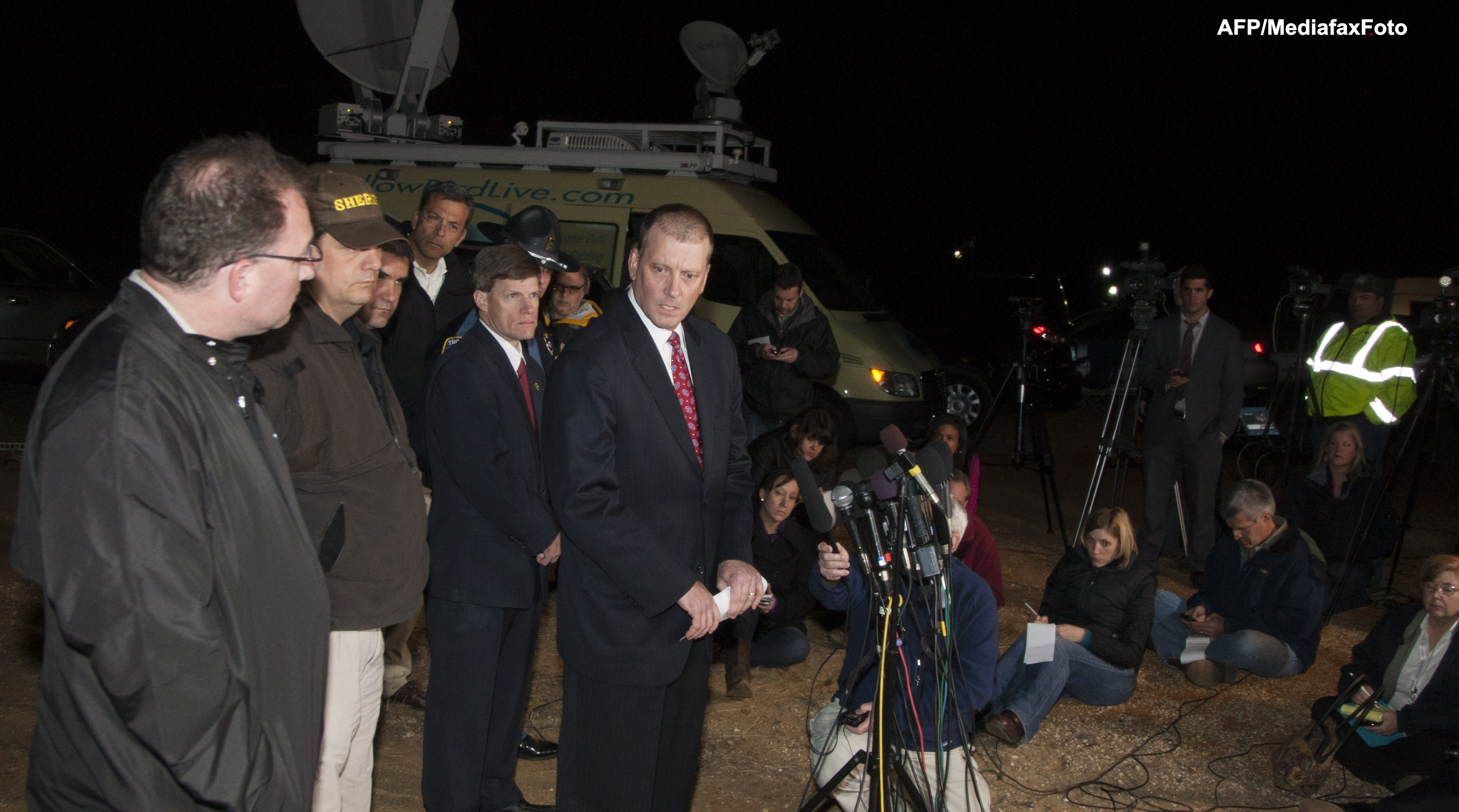 Copilul luat ostatic in Alabama a fost eliberat, iar rapitorul sau a murit