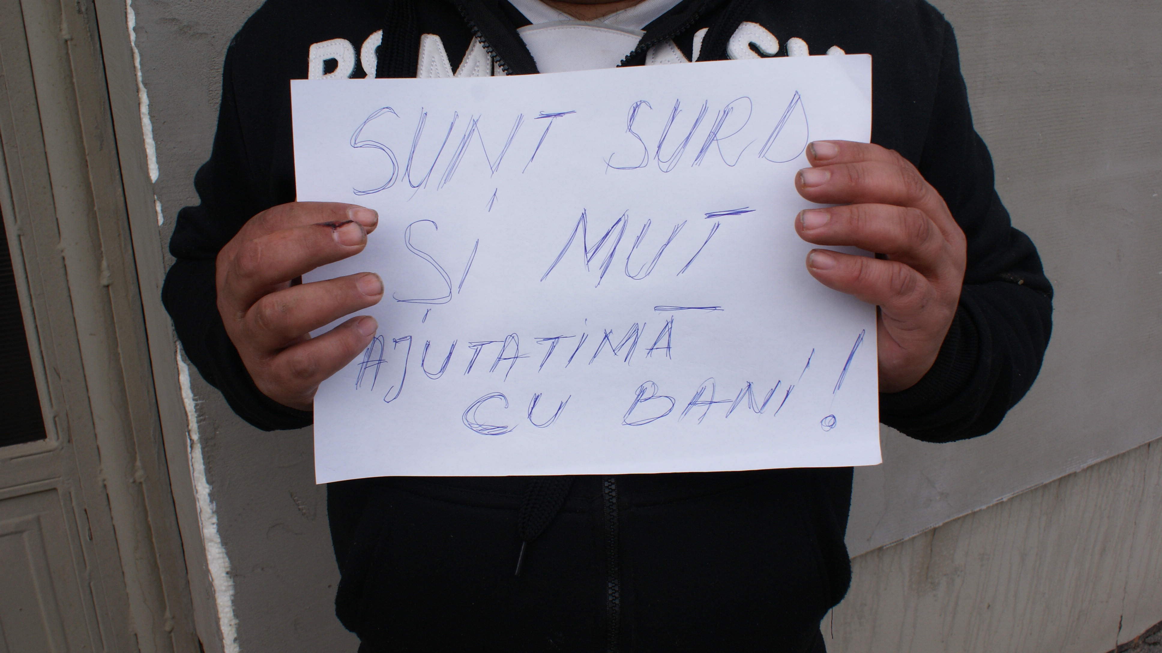 Intors din Franta, un barbat s-a pus pe furat. Paguba se ridica la 6.000 de lei