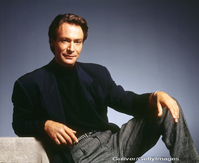 Actorul britanic Robin Sachs a murit, cu patru zile inainte sa implineasca varsta de 62 de ani