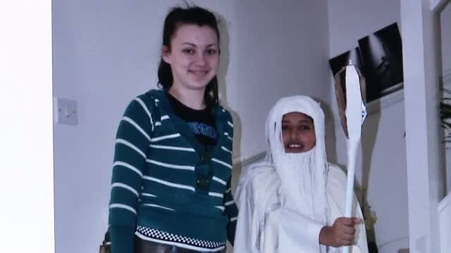 Exista si englezi dispusi sa gazduiasca tineri romani, care sa aiba grija de copiii sau batranii lor