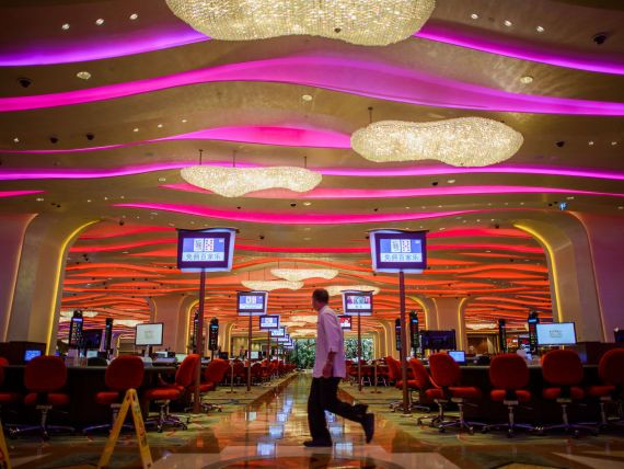 Jaf la un cazinou din Galati. Atacatorii au furat peste 11.000 de lei