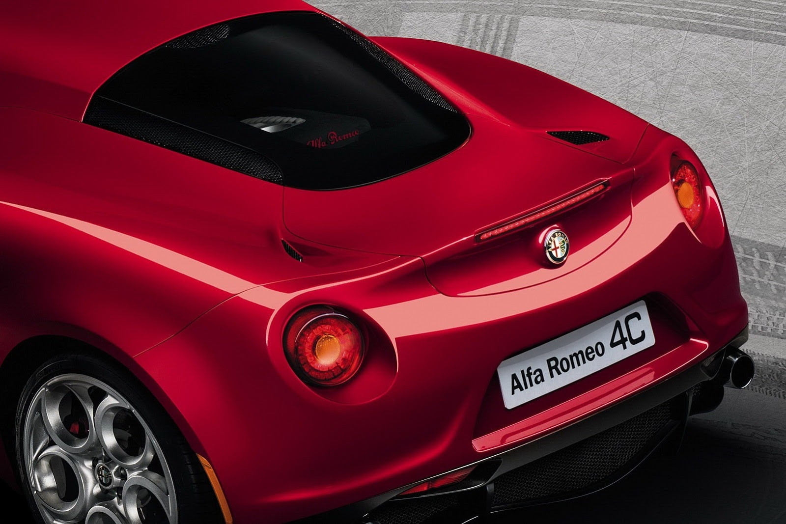 Alfa Romeo 4C - 6
