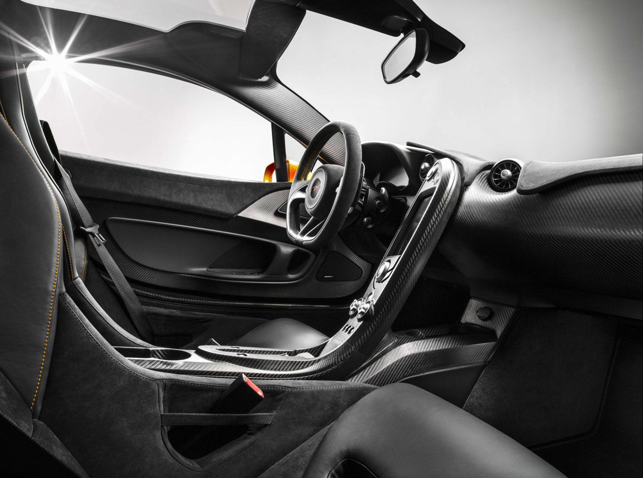 McLaren P1 interior