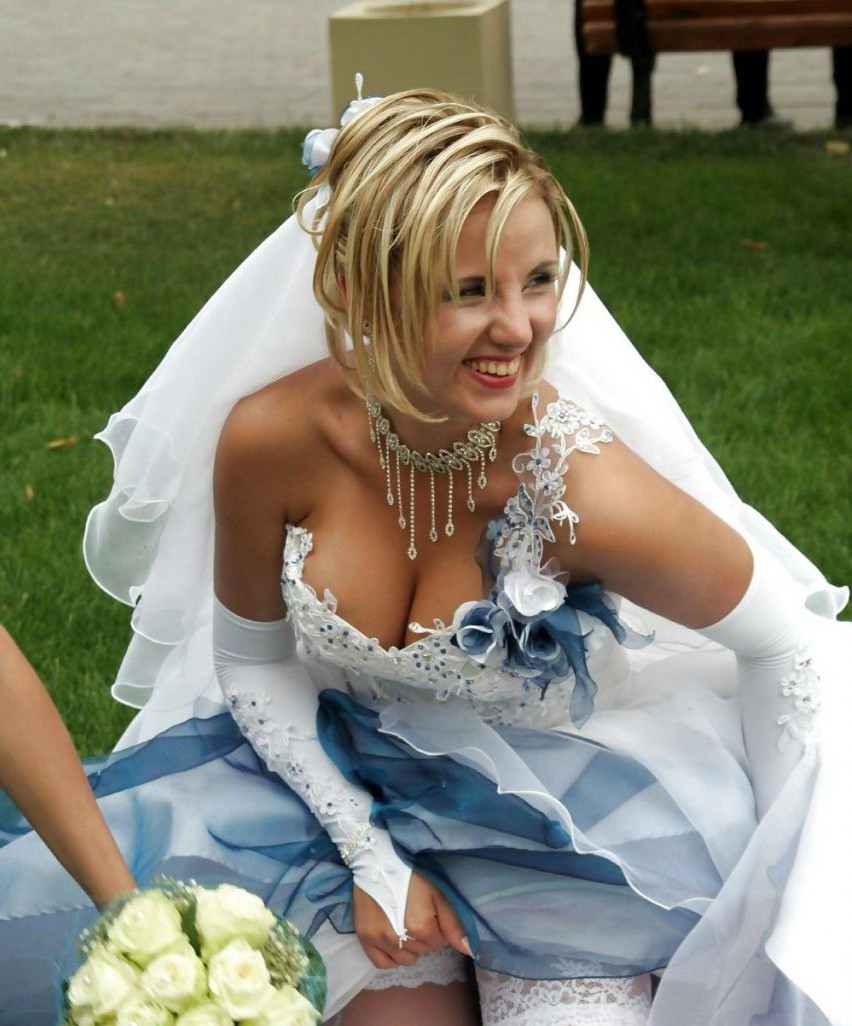 Pozele de nunta pe care familia nu o sa le vada niciodata. Cum au fost surprinse aceste mirese. FOTO