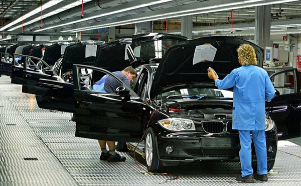 Superputerea din Europa care concureaza cu nemtii. In joc, si firma care face blindate pentru Putin