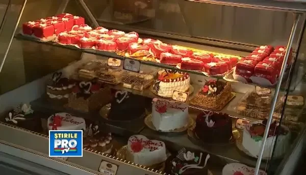 Ziua indragostitilor, sarbatorita cu trandafiri si prajituri ca la mama acasa