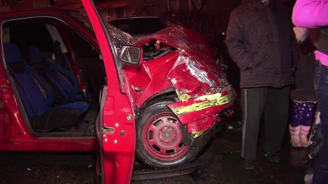 Politistii au ramas MASCA atunci cand au vazut ce VEDETA e in masina. Accident TERIBIL in Romania