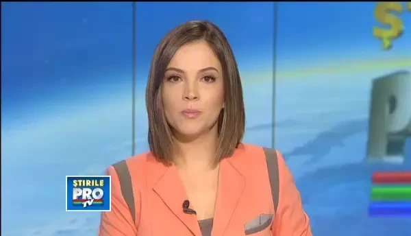 Parintele Arhimandrit Serafim Man este condus pe ultimul drum de peste 3.000 de credinciosi