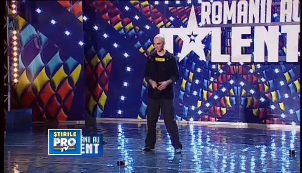 Romanii au talent: Nic Mihale, magicianul care a primit trei Da